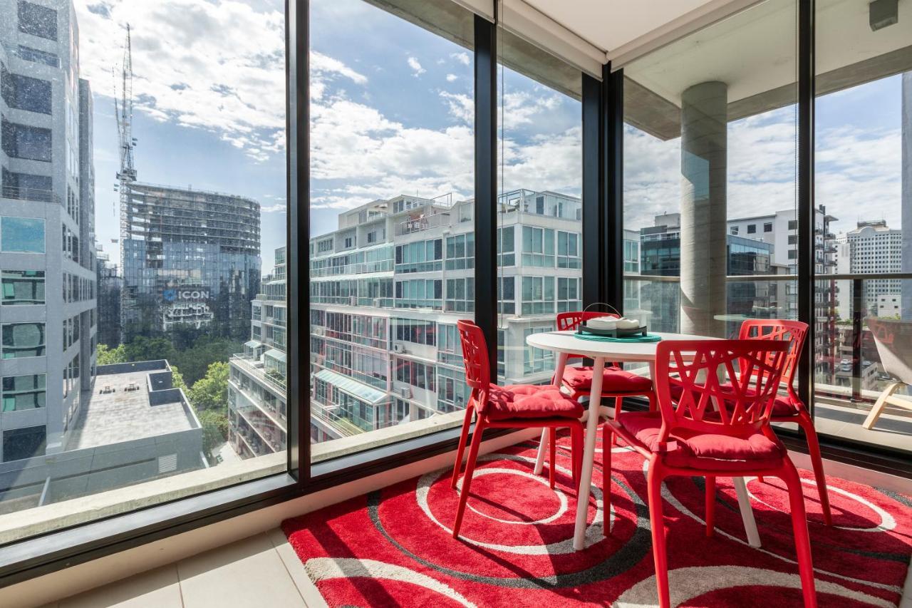 Light, Airy, Spacious Queens Road Apartment Melbourne Dış mekan fotoğraf